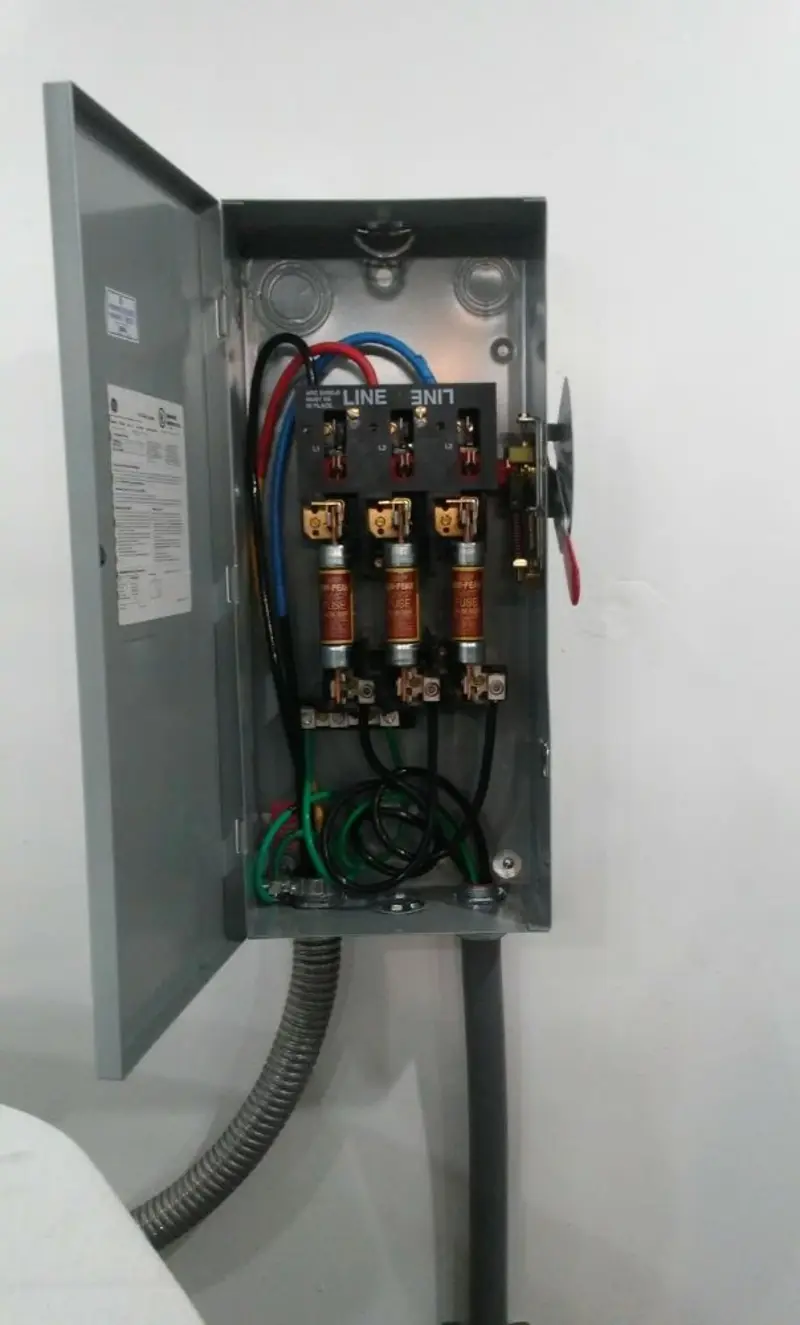 Three-phase disconnect switch installed for Electrical Wiring & Rewiring in Florence-Graham